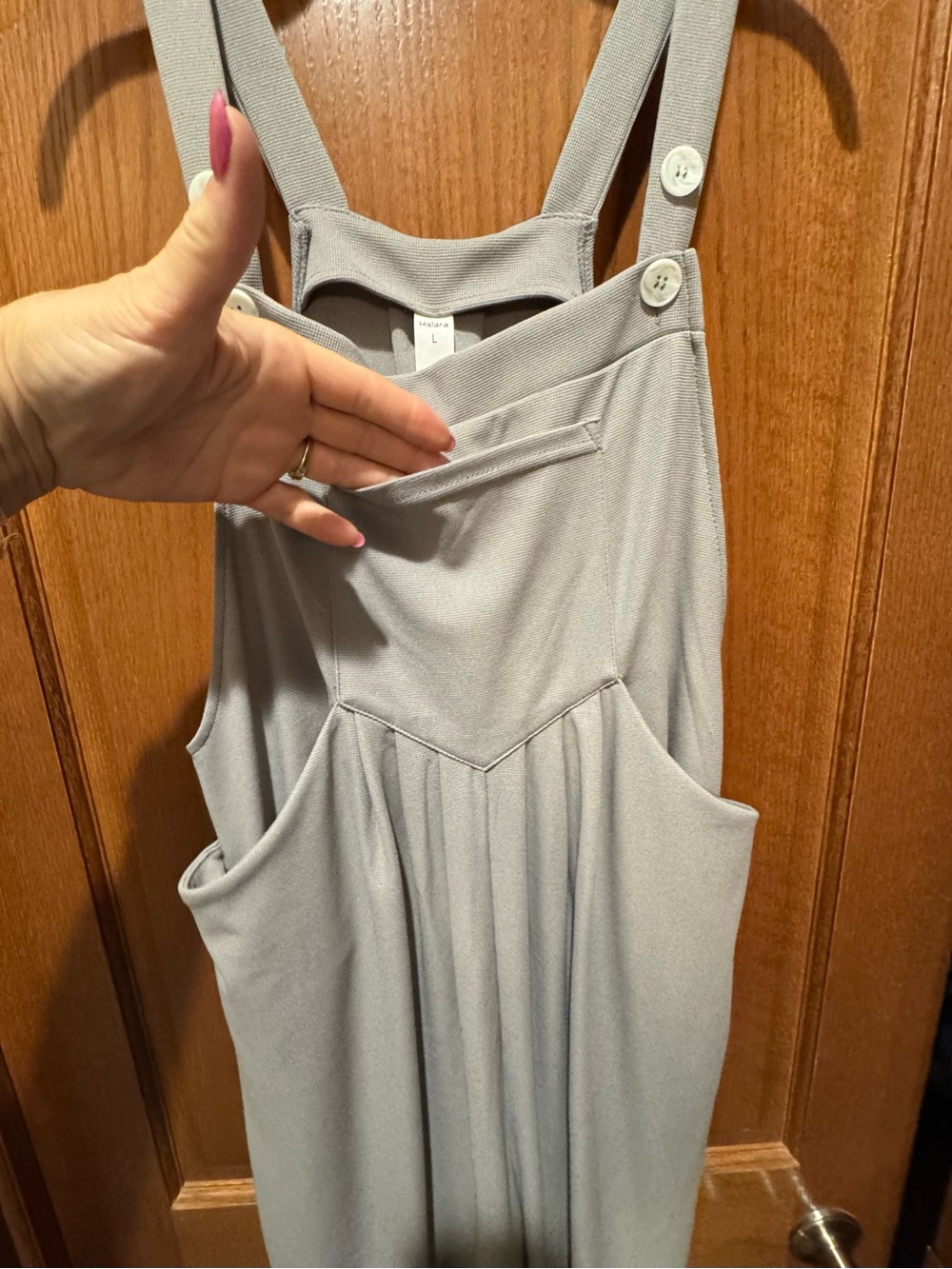 Relaxed Strappy Women's Large Jumpsuit Light Gray Plenty of Pockets - Picture 5 of 13